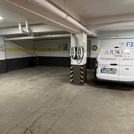 Hotel Arnia Iasi Bagian luar foto