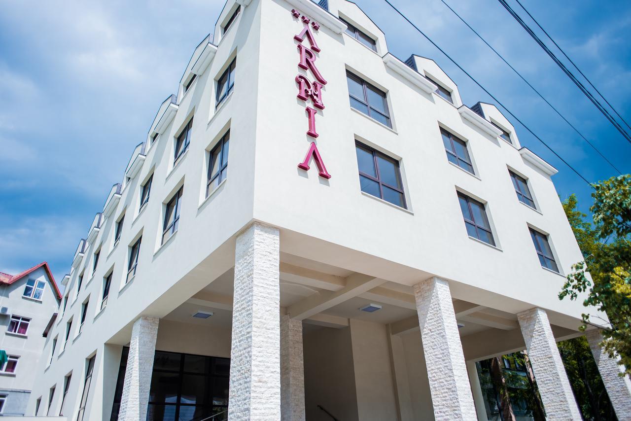 Hotel Arnia Iasi Bagian luar foto